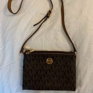 Michael Kors Cross Body Bag